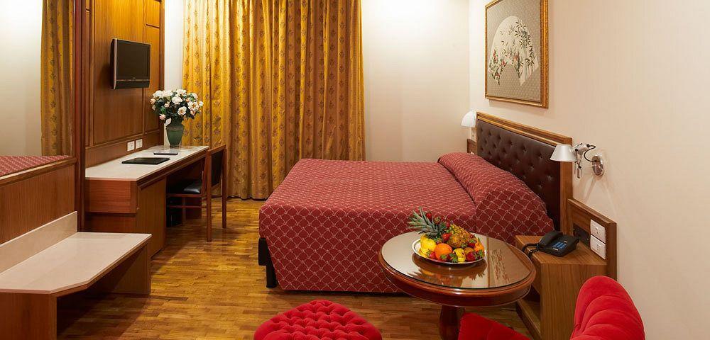 Hotel Svevo 지오이아델콜레 외부 사진