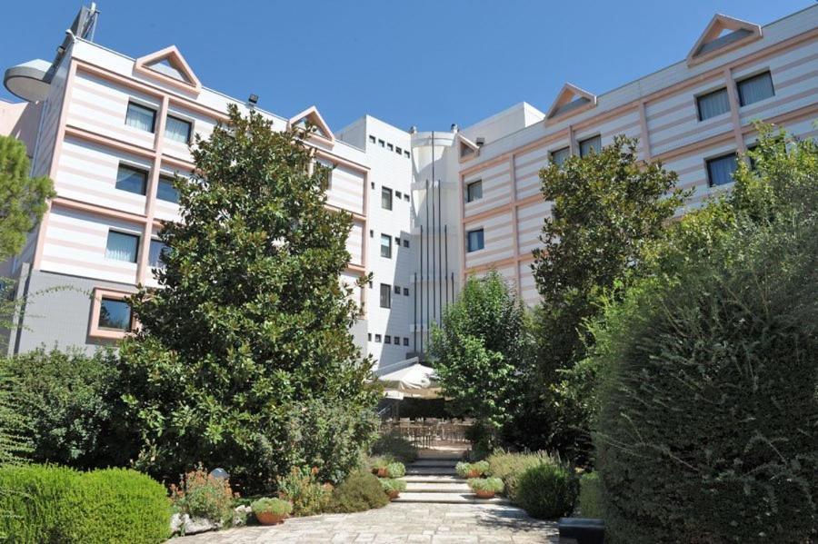 Hotel Svevo 지오이아델콜레 외부 사진